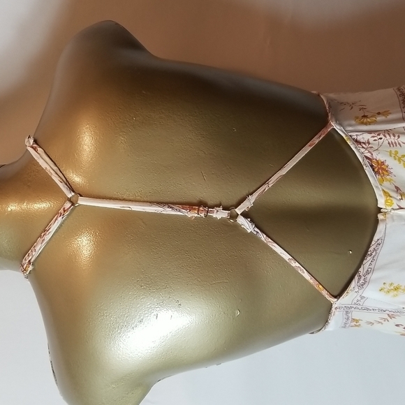 SOMEDAYS LOVIN FLOWERED PRINT FUN & FLIRTY SPAGHETTI STRAP MAXI DRESS - Picture 4 of 8